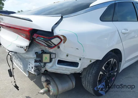 2022 Kia K5 Gt-Line из США, поврежденный, VIN 5XXG64J24NG114772